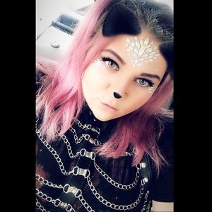 Meet your Posher, Christina